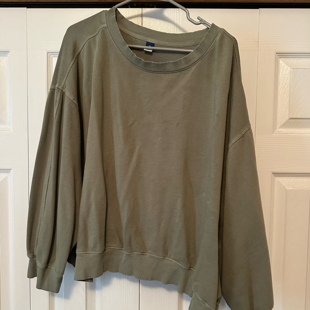 Old Navy Women's Olive Sweatshirt